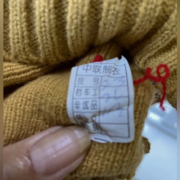 Bare Fox men’s 2XL crew neck patchwork sweater w/geometric designs & stitching. - Picture 7 of 7